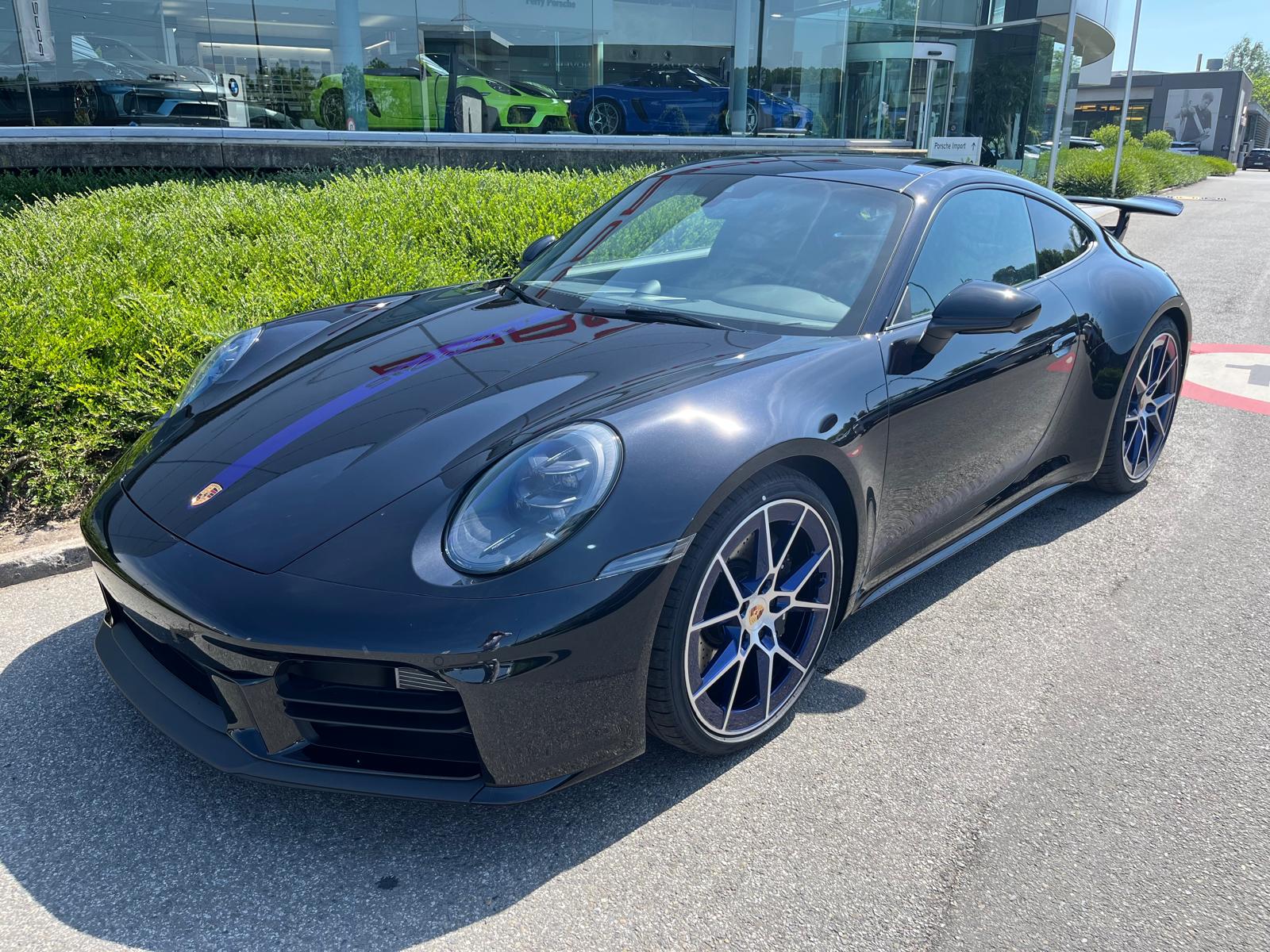 Porsche 911 Carrera T (992.2) - Image 3