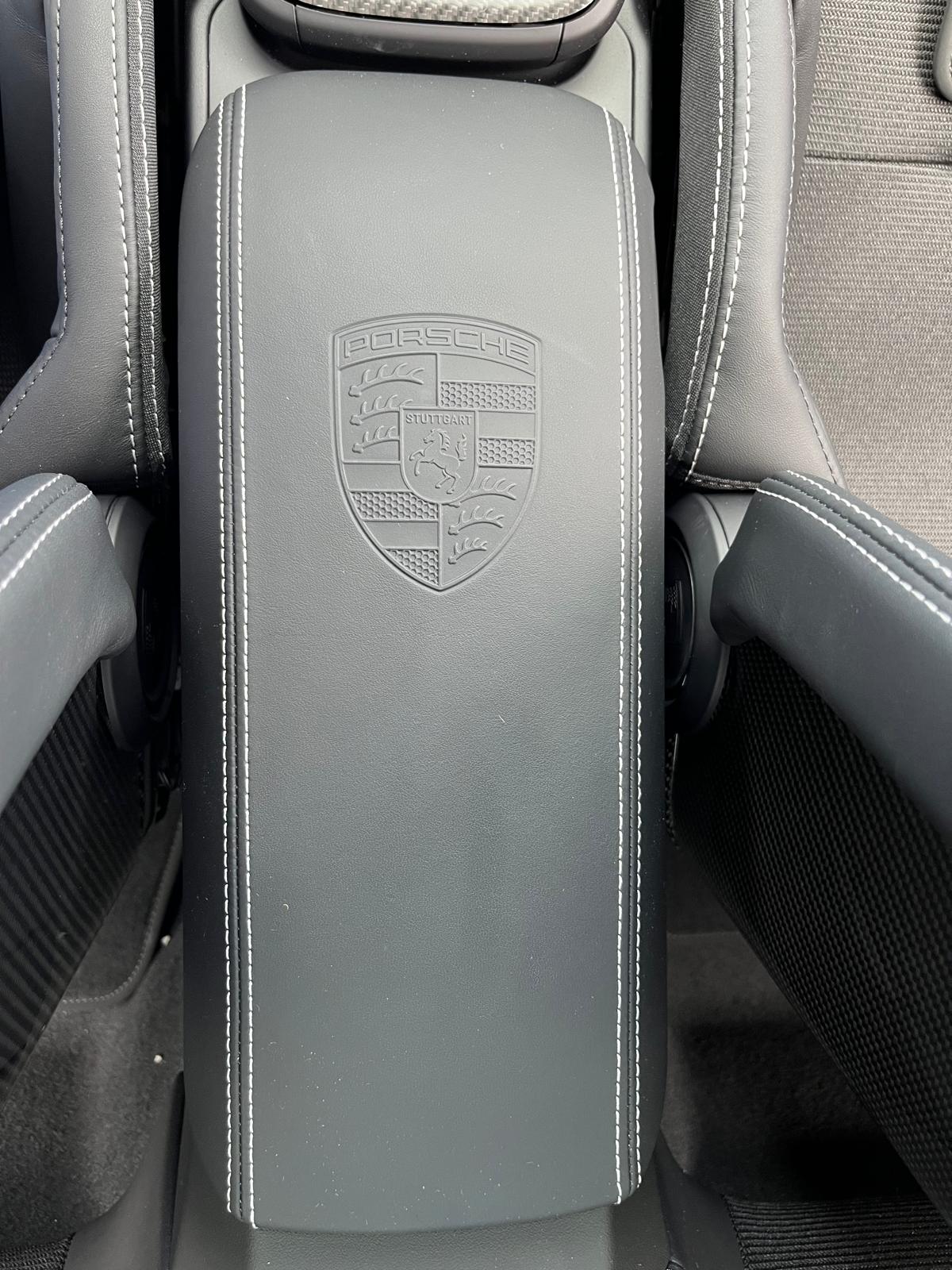 Porsche 911 GT3 Touring (992.2) Lightweight package - Image 13