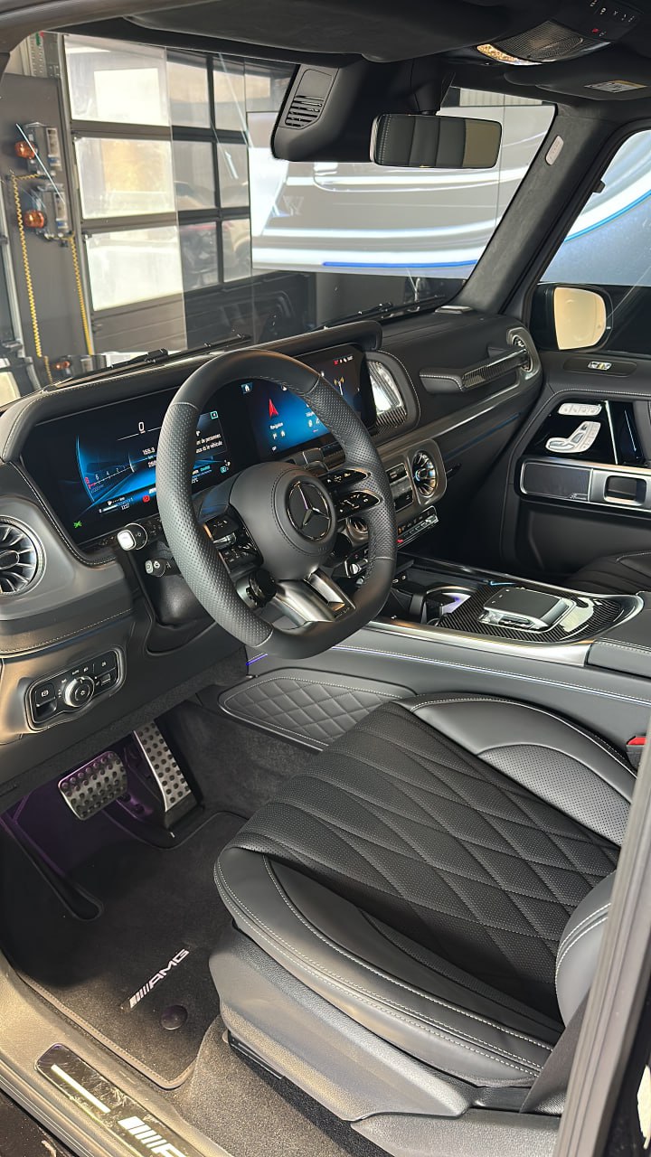 Mercedes-AMG G 63 Facelift 2025 full black/full carbon - Image 3