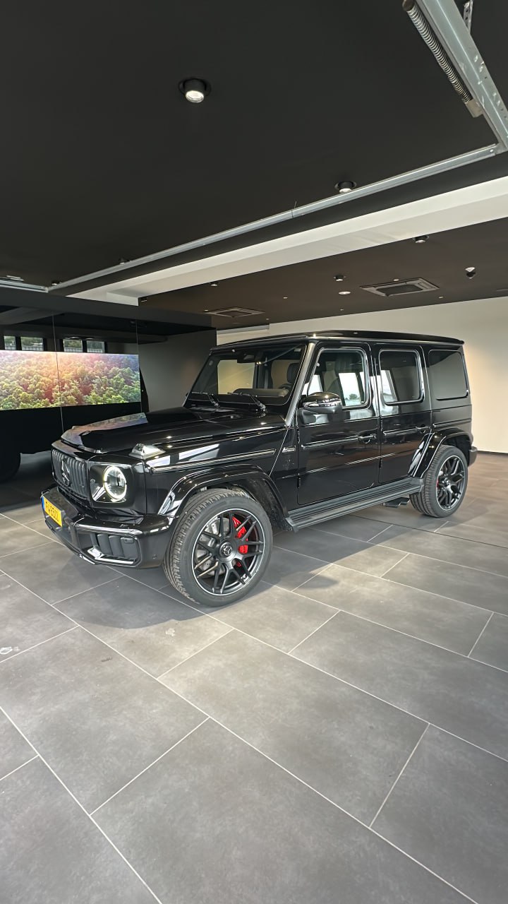 Mercedes-AMG G 63 Facelift 2025 full black/full carbon - Image 4