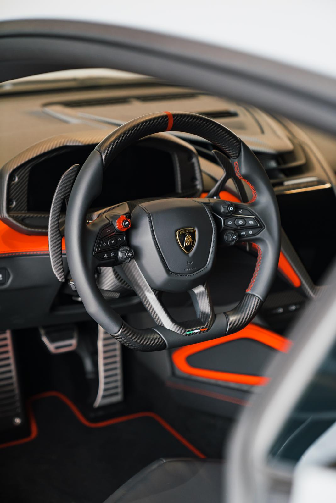 Lamborghini Revuelto - Image 14